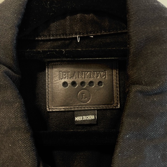 BLANK NYC Cropped Denim Jacket - Picture 4 of 4
